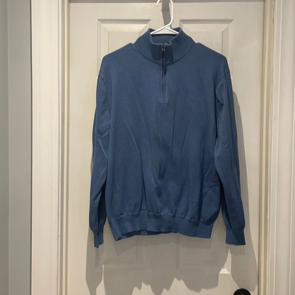 Jos. A. Bank sweater 100% Pima cotton SZ large